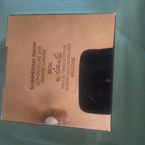 Pretty Vulgar Sparkling Sass Highlighter - Picture 2 of 3